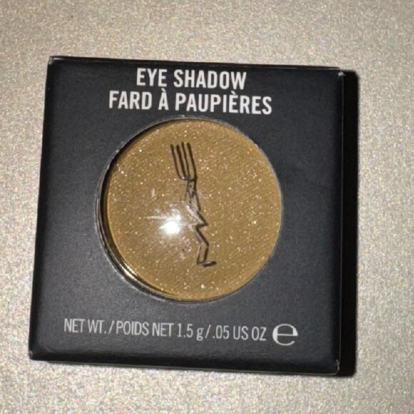 MAC Jasmine Eyeshadow~Rare - Picture 2 of 3